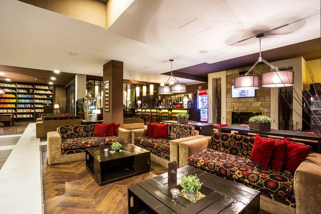 perun_lodge_lobby_bar