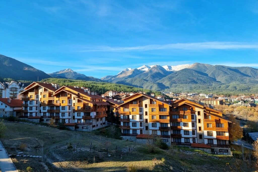entry-hotel-bansko-exterior-aerial