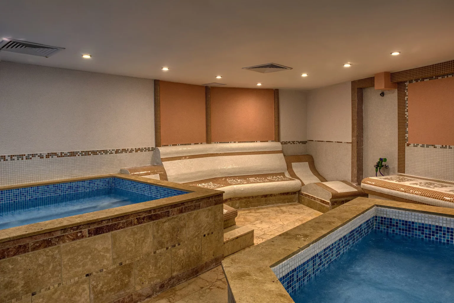 mpm-sport-bansko-roman-bath